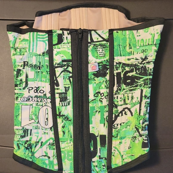 Waist trainer - Picture 2 of 2